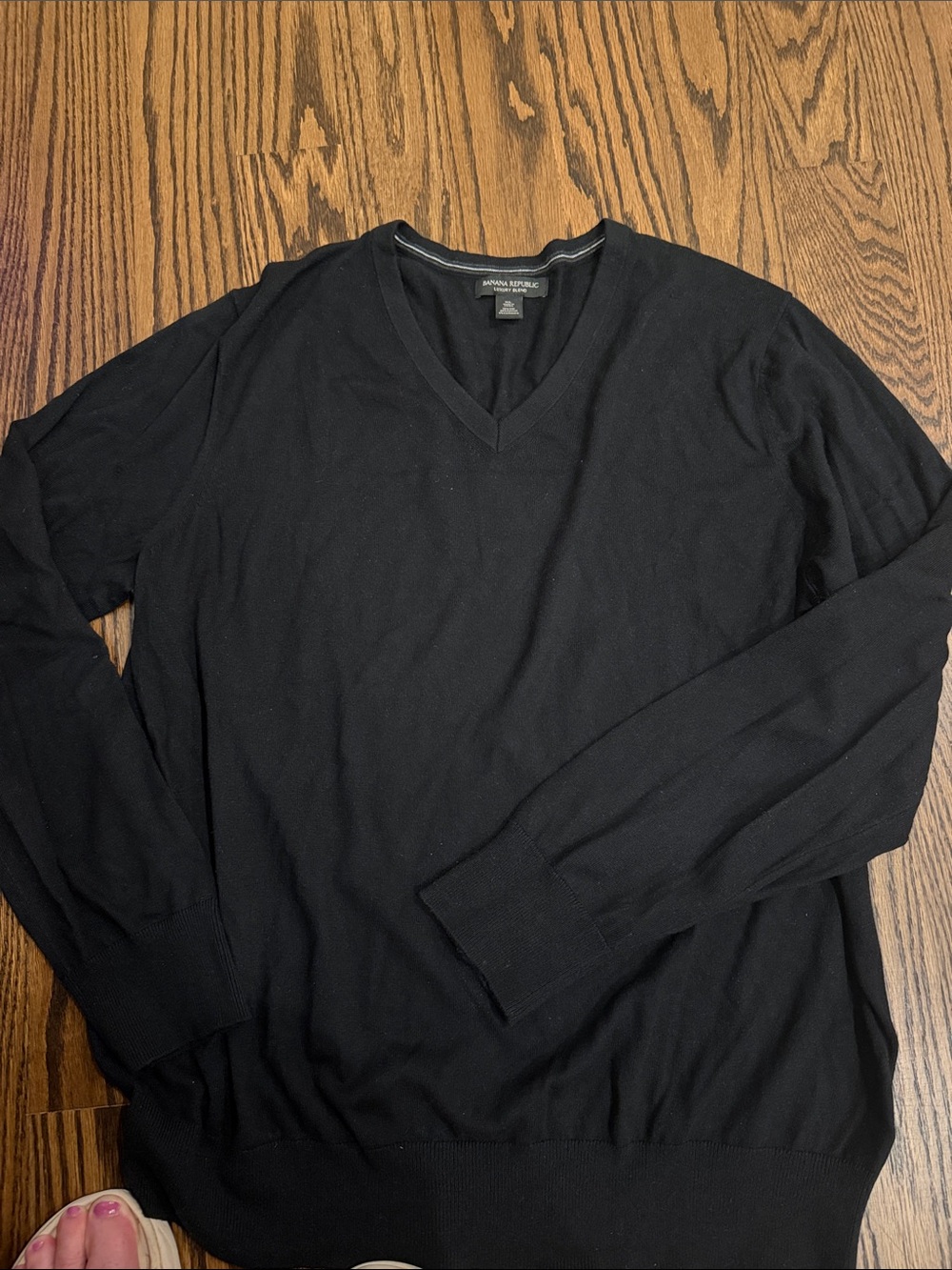 Banana Republic Men's Luxury Blend Black V-Neck Pullover Sweater